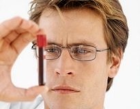 Kan testiyle Alzheimer teşhisi mümkün hale geliyor