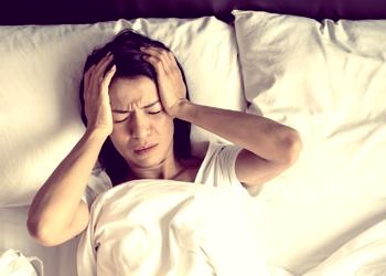 Uykuda (nokturnal) panik atak nedir? Sebepleri ve belirtileri nelerdir?
