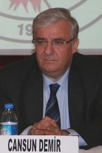 cansun-demir