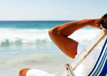 Güneş ışınları genç yaşta katarakt oluşmasına sebep olabiliyor