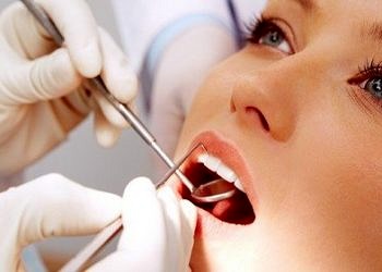 Tükürük bezlerinin şişmesinin yarattığı sorunlar ve tedavisi