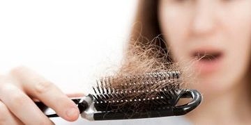 Erkeklik hormonu kadınlarda saç dökülmesinin %80’ninden sorumlu…