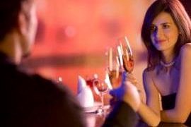 Kadınla erkek arasındaki fiziksel mesafeyi oksitosin hormonu belirliyor