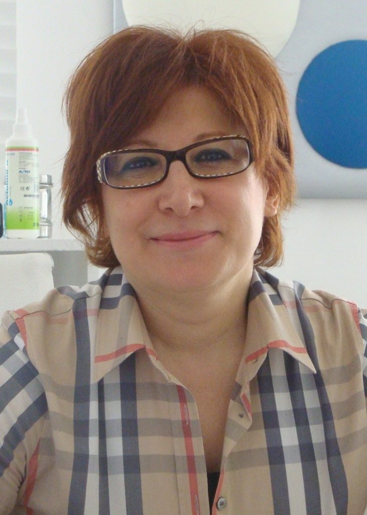 DR YASEMİN HİZARCI