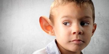 Kepçe kulak görünümü eğitim ve sosyal hayat başarısını olumsuz etkiliyor!