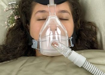 Uyku apnesi olanlar daha yüksek pnömoni riski altında!