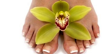 Ayak mantarı neden olur? Belirtileri ve tedavi yöntemleri