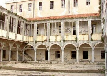 Mimar Sinan eseri Atik Valide Şifahânesi’nin başına gelen ‘restorasyon’ felaketi!