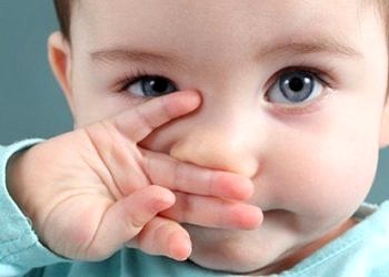 Bebeğinizde bu belirtiler varsa otizm olabileceğini dikkate alın!