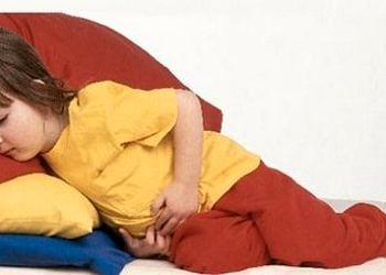 Çocuklarda tekrarlayan karın ağrısının nedenleri ve tedavisi