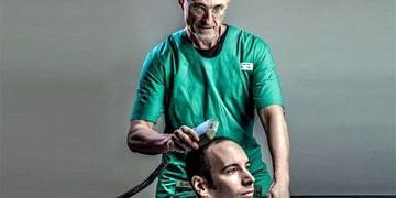 Prof. Sergio Canavero, kafa nakli yapacağı hastayı buldu!