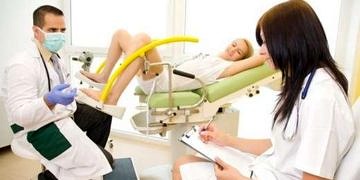 İlk jinekolojik muayene