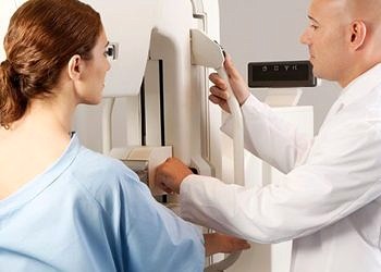 Tüm meme kanseri hastalarının düzenli takibi gerçekten gerekli mi?