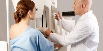 Tüm meme kanseri hastalarının düzenli takibi gerçekten gerekli mi?