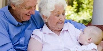 Çocuk bakıcısı mı yoksa büyük anne mi?