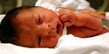 Madde (alkol ve narkotik) bağımlısı bir annenin ve çocuğunun izlenmesi