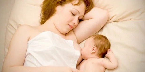 baby-breastfeeding-anne-bebek-emzirme