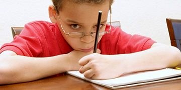 Solaklık erkeklerde daha çok görülüyor ve başarıyı çok etkileyebiliyor