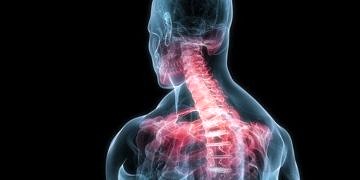 Türkiye’nin ilk yapay omurga disk implantı kullanılmaya başladı