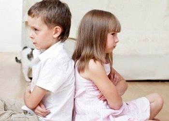 Kardeş çatışmalarını önlemek için ebeveynlere 14 tavsiye
