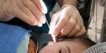 Kulak yıkanması ve kulak çubuğu kullanmak zararlı mı?