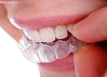 Diş gıcırdatma (bruksizm) neden olur? Belirtileri ve tedavisi
