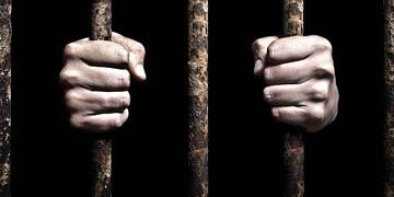 Yargıtay’dan, hastasının şikayetini geri almaya zorlayan doktora, şantaj cezası