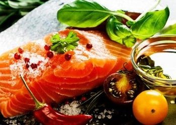 Balık ve ceviz kökenli Omega-3 tüketmek ölüm riskini azaltıyor