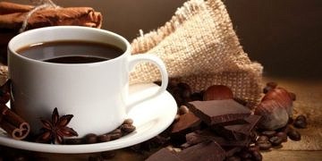 Kahve tüketimi alkol kaynaklı siroz riskini önemli oranda azaltıyor