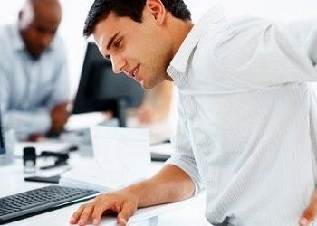 Ofis çalışanlarının bu ağrı türlerine dikkat etmesi gerekiyor!