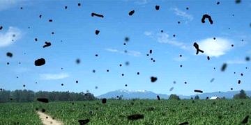 Gözde uçuşan lekeler, lazer tedavisi “vitreolizis” ile son buluyor