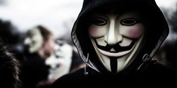 Hacker grubu Anonymous, Türkiye’deki sağlık bilgilerini hackleyip yayınladı