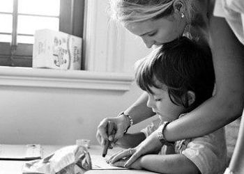 Otizmli çocuklar için doğru ve etkili eğitim nasıl olmalı?