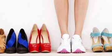 Tüm gün ayakta çalışanlar pek çok ayak hastalığına maruz kalabilir