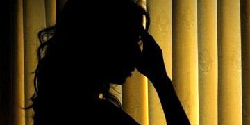 En yüksek ruhsal sağlık riski genç kadınlarda