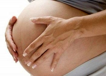 Hamilelik lekeleri ve çatlaklara karşı önleminizi alın