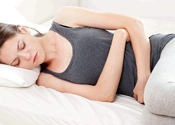 Adet döneminde aşırı ağrı endometriozisin (çikolata kisti) habercisi olabilir