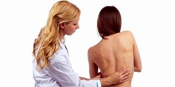 Çocukluk çağında skolyozu tespit etmenin 8 pratik yöntemi