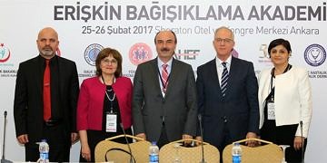 Erişkin aşılaması ile her yıl 3 milyon kişinin hayatı kurtuluyor! Haydi Büyükler Aşıya