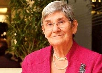 Canan Karatay: Bol bol yağ yiyin, kanser manser kalmaz