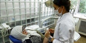 Takma diş kullananlar neden kilo alıyor?
