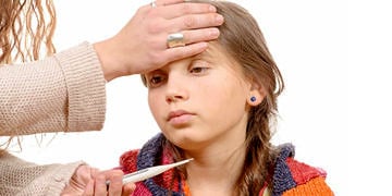 Çocukları mevsim geçişlerinde etkileyen 5 hastalık ve korunma yolları