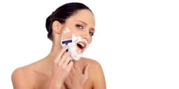 Yüzdeki aşırı tüylenme yumurtalık hastalığı ya da Hirsutism işareti olabilir