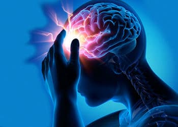 Her kafa travması beyni etkiliyor!