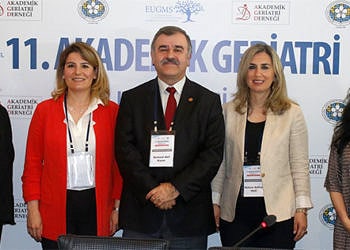 Türkiye’de yaşlı sayısı artıyor ve hem sosyal hem sağlık sorunları büyüyor