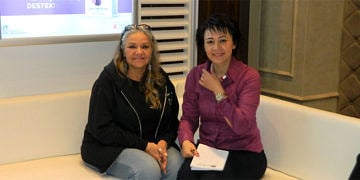 Carol Gautschi: Ebelerin desteği, doğum korkusunu ve sezaryeni azaltır