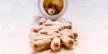 Omeprol (omeprazol) nedir? Ne için ve nasıl kullanılır? Yan etkileri