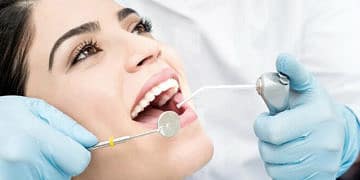 Porselen diş kaplama nedir? Lamina tedavisi nasıl yapılır?