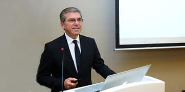 Katarakt, dünyada önlenebilir körlük nedenleri arasında birinci sırada!
