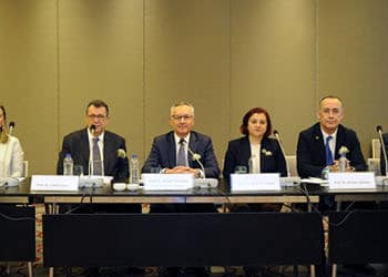 Malnütrisyon tedaviyi olumsuz etkiliyor ve yaşam kalitesini bozuyor